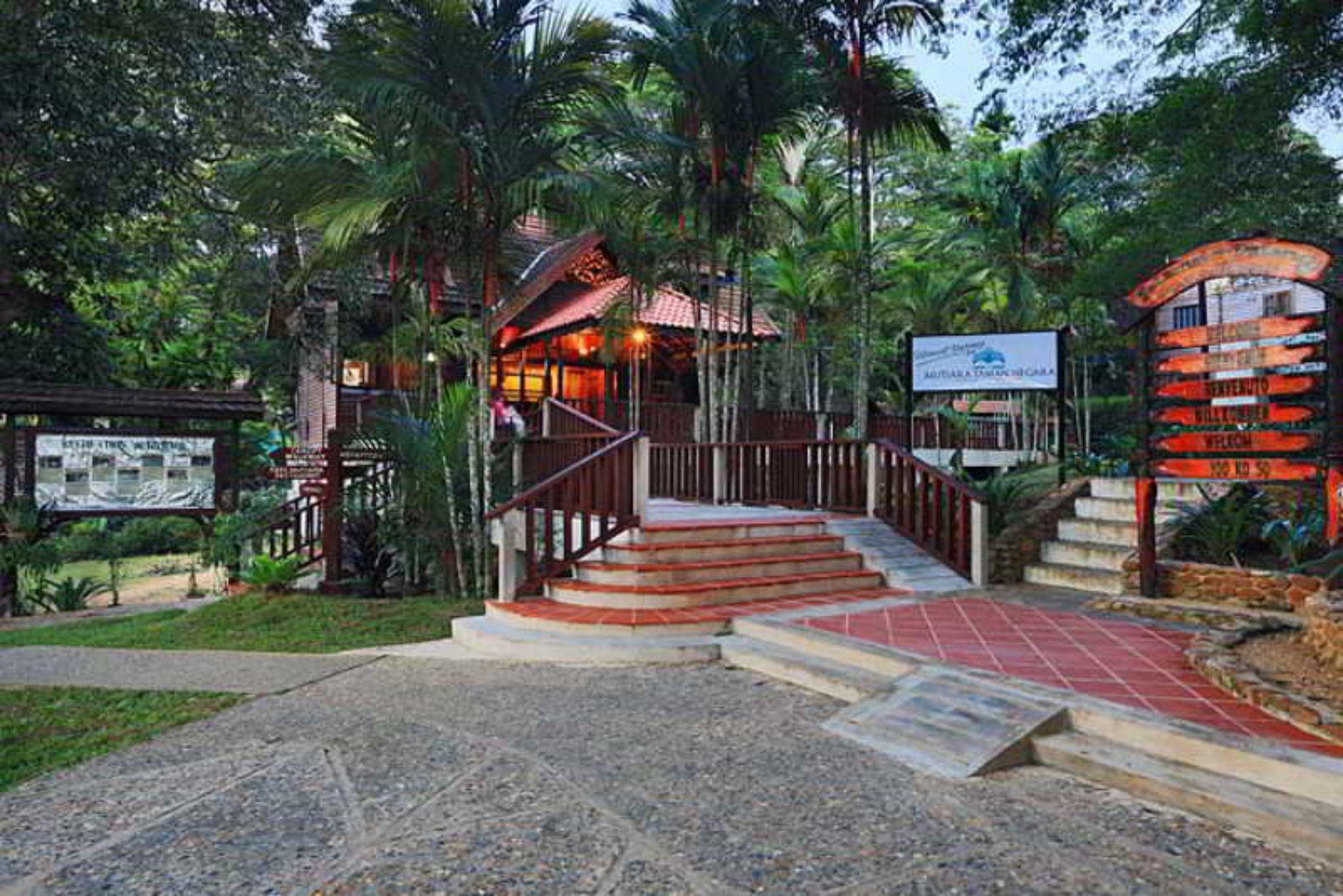 Mutiara Taman Negara Hotel Kuala Tahan Ngoại thất bức ảnh