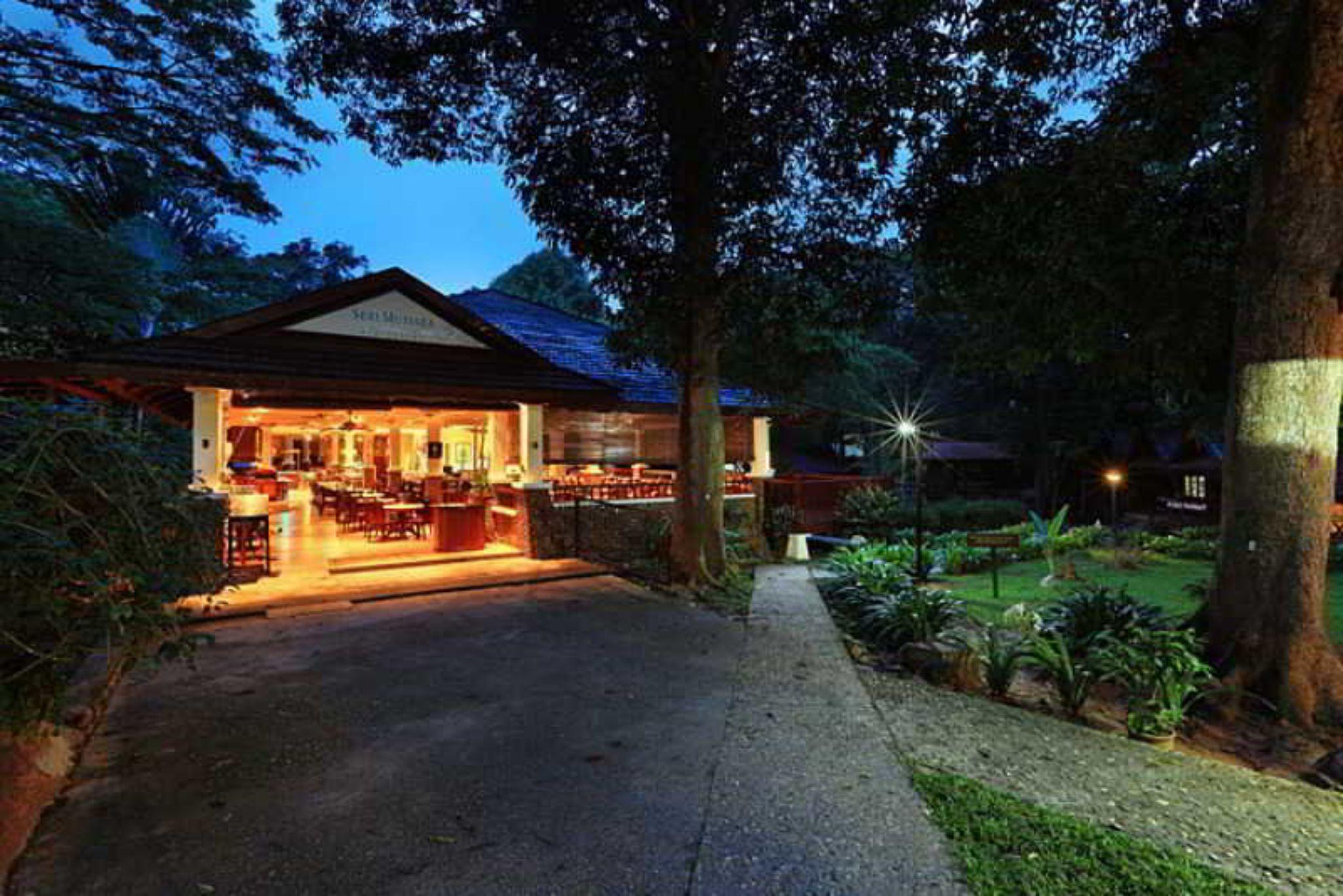 Mutiara Taman Negara Hotel Kuala Tahan Ngoại thất bức ảnh